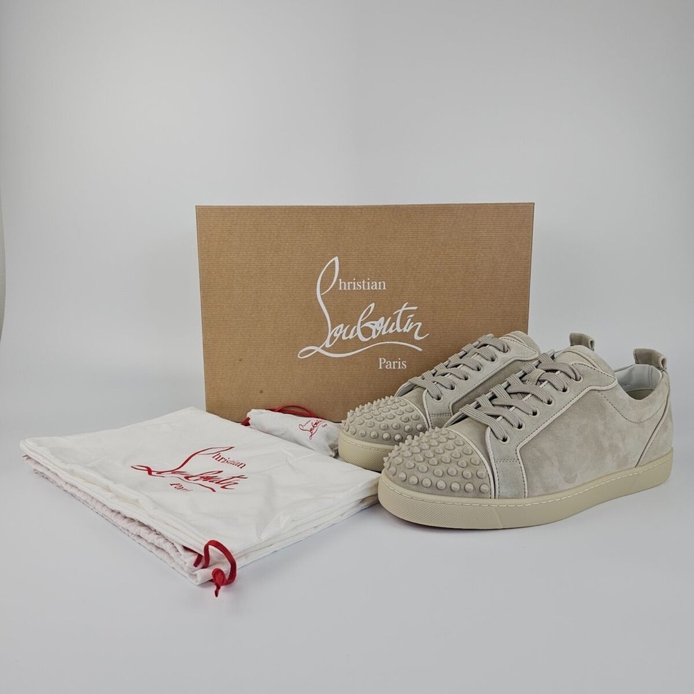 Christian Louboutin’s Louis Junior Spike albatre beige (low)